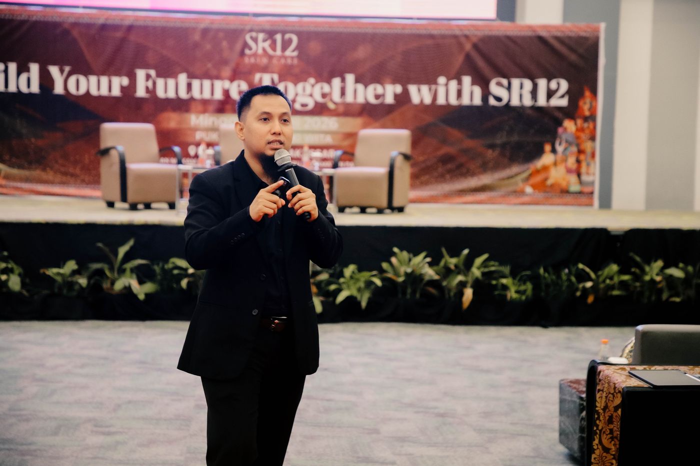 Komunitas mitra Ghaniah